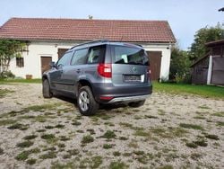 Grau Gebraucht 2013 Skoda Yeti SUV | 10.099 € (Guter Preis)