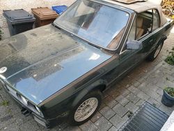 Grün Gebraucht 1986 BMW 325 Cabriolet Cabrio | 6.500 €