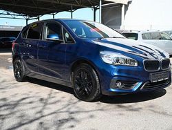 Blau Gebraucht 2016 BMW 218 Advantage Van / Kleinbus | 13.200 € (Fairer Preis)