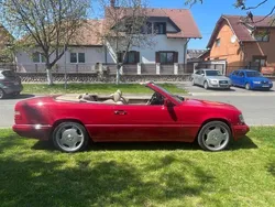 Rot Gebraucht 1995 Mercedes E320 Cabrio | 36.000 €