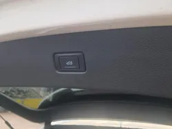 Weiß Gebraucht 2016 Audi Q7 Ambiente SUV | 31.500 € (Guter Preis)