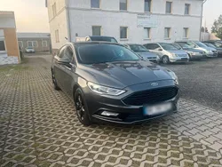 Silber Gebraucht 2017 Ford Fusion Limousine | 10.000 €