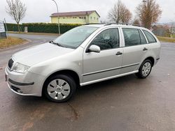 Silber Gebraucht 2005 Skoda Fabia Kombi | 1.499 € (Guter Preis)