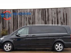 Schwarz Gebraucht 2015 Mercedes V250 Avantgarde Edition Van / Kleinbus | 25.700 € (Teuer)