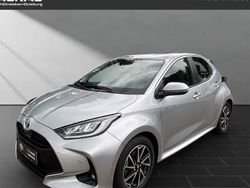 Silber Gebraucht 2022 Toyota Yaris Hybrid Team Limousine | 21.950 € (Teuer)