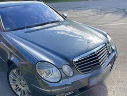 Grau Gebraucht 2007 Mercedes E280 Avantgarde Kombi | 6.490 € (Teuer)