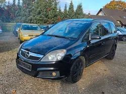Schwarz Gebraucht 2005 Opel Zafira Van / Kleinbus | 1.190 € (Guter Preis)