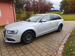 Silber Gebraucht 2012 Audi A4 Attraction Kombi | 7.200 € (Fairer Preis)