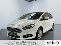 Frost weiss Gebraucht 2016 Ford S-MAX Titanium Van / Kleinbus | 20.975 € (Etwas zu teuer)