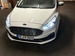 Weiß Gebraucht 2020 Ford S-MAX Trend Van / Kleinbus | 19.399 € (Etwas zu teuer)