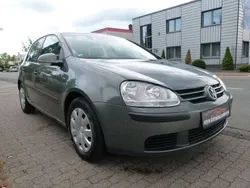 Grün Gebraucht 2005 VW Golf V Trendline Limousine | 2.399 € (Fairer Preis)