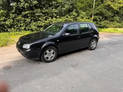 Schwarz Gebraucht 1998 VW Golf IV Kleinwagen | 1.450 €