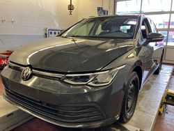 Grau Gebraucht 2022 VW Golf Life Limousine | 16.990 € (Superpreis)