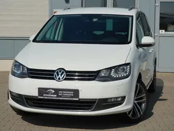 Weiß Gebraucht 2014 VW Sharan Highline Van / Kleinbus | 17.880 € (Etwas zu teuer)