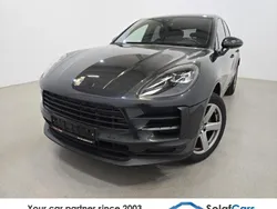 Grau Gebraucht 2019 Porsche Macan Turbo Sport SUV | 42.229 € (Etwas zu teuer)