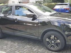 Schwarz Gebraucht 2017 Nissan Qashqai Visia SUV | 9.790 € (Guter Preis)