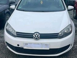 Weiß Gebraucht 2009 VW Golf VI Limousine | 2.400 € (Guter Preis)