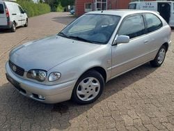 Silber Gebraucht 2001 Toyota Corolla Kleinwagen | 4.800 € (Fairer Preis)