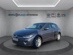Rauchgrau (grau) Gebraucht 2022 VW Polo Style Kleinwagen | 23.450 € (Etwas zu teuer)