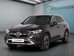 Grau Gebraucht 2024 Mercedes GLC220 SUV | 56.099 €