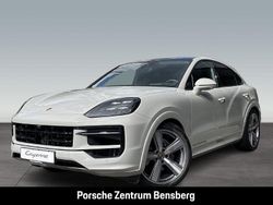 Grau Gebraucht 2024 Porsche Cayenne SUV | 109.900 €