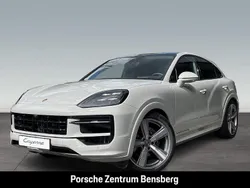 Grau Gebraucht 2024 Porsche Cayenne SUV | 119.900 €