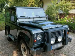 Grün Gebraucht 2008 Land Rover Defender SUV | 20.000 €