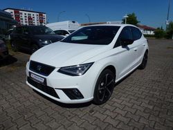 Weiß Gebraucht 2024 Seat Ibiza FR Limousine | 26.980 € (Teuer)