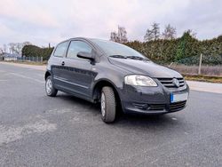 Grau Gebraucht 2006 VW Fox Kleinwagen | 1.500 € (Fairer Preis)