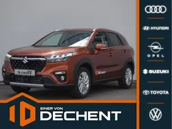 Orange Gebraucht 2024 Suzuki SX4 S-Cross Comfort SUV | 23.980 € (Fairer Preis)