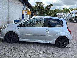 Silber Gebraucht 2008 Renault Twingo GT Kleinwagen | 2.600 €