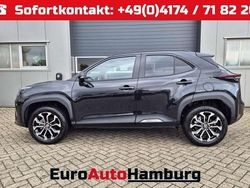 Mysticschwarz metallic Neu 2025 Toyota Yaris Hybrid Kleinwagen | 27.590 € (Guter Preis)
