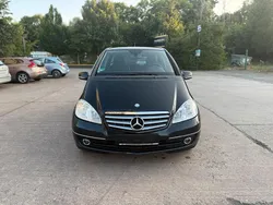 Schwarz Gebraucht 2009 Mercedes A180 Limousine | 3.990 € (Guter Preis)