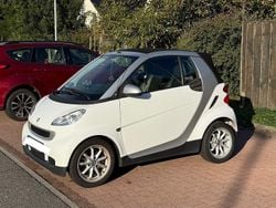 Weiß Gebraucht 2008 Smart ForTwo Cabrio Passion Cabrio | 4.450 € (Fairer Preis)