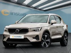 Beige Gebraucht 2024 Volvo XC40 Core SUV | 35.699 € (Guter Preis)