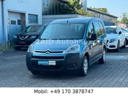Grau Gebraucht 2010 Citroën Berlingo Van / Kleinbus | 5.999 € (Guter Preis)