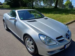 Silber Gebraucht 2004 Mercedes SLK200 Cabrio | 8.950 € (Fairer Preis)