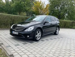 Schwarz Gebraucht 2008 Mercedes R320 Van / Kleinbus | 7.900 € (Fairer Preis)