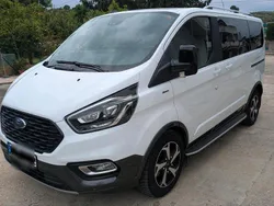 Weiß Gebraucht 2022 Ford Tourneo Custom Active Van / Kleinbus | 43.900 € (Guter Preis)