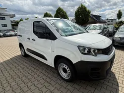 Weiß Gebraucht 2020 Peugeot Partner Van / Kleinbus | 10.790 € (Guter Preis)
