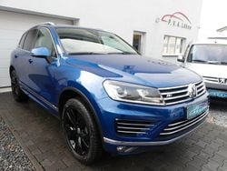 Reef blue metallic Gebraucht 2018 VW Touareg R-line SUV | 27.950 € (Superpreis)
