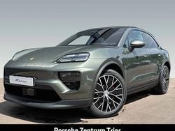 Aventuringrünmetallic Gebraucht 2025 Porsche Macan SUV | 101.550 € (Guter Preis)