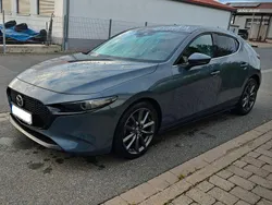 Grau Gebraucht 2019 Mazda 3 Limousine | 14.700 €