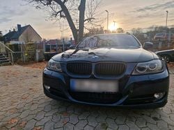 Blau Gebraucht 2009 BMW 320 Kombi | 3.000 € (Superpreis)