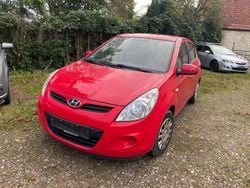 Rot Gebraucht 2011 Hyundai i20 Limousine | 1.300 € (Superpreis)