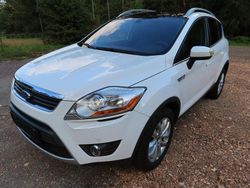 Weiß Gebraucht 2009 Ford Kuga Titanium SUV | 9.750 € (Etwas zu teuer)