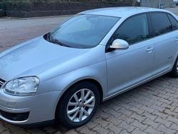 Silber Gebraucht 2010 VW Jetta Freestyle Limousine | 3.750 € (Guter Preis)
