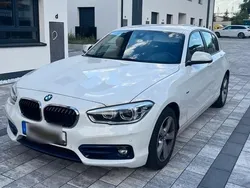 Weiß Gebraucht 2015 BMW 118 Sport Line Kleinwagen | 13.399 €