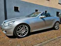 Silber Gebraucht 2004 Mercedes SLK200 Cabrio | 7.999 €