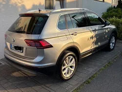 Silber Gebraucht 2016 VW Tiguan Highline SUV | 19.900 € (Guter Preis)